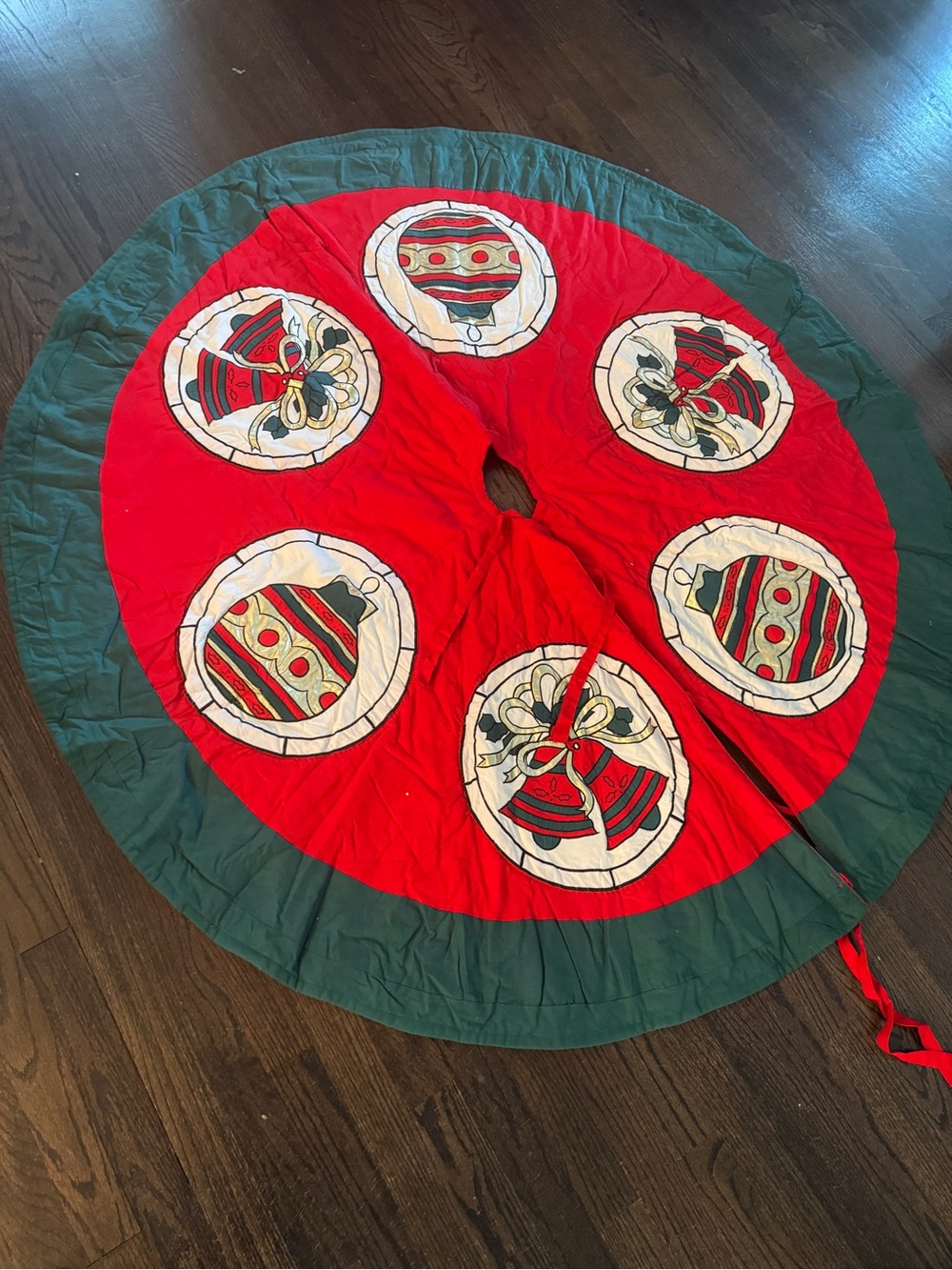 Red & Green Vintage Christmas Tree Skirt with Ornament Motifs